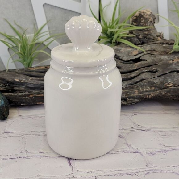 Rae Dunn HELLO SUMMER Ceramic Canister w/ Sea Shell Lid - Picture 2 of 9